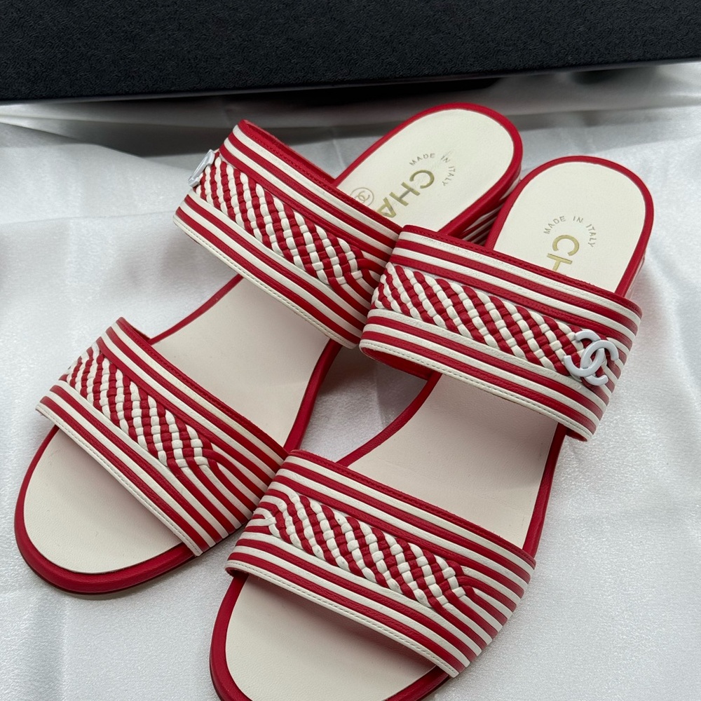 Chanel CC Braided Red and White Striped Sandals - Size 38 - Picture 2 of 12